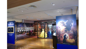 「『美女と野獣』の世界展 at GINZA MITSUKOSHI」展示されている衣装＆小物
