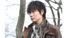 綾野剛／「フランケンシュタインの恋」