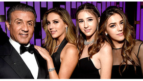 シルヴェスター・スタローン＆ソフィア・スタローン＆スカーレット・スタローン＆システィーン・スタローン-(C)Getty Images