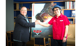 ジョン・ラセター×奥田民生／『カーズ／クロスロード』（C）2017 Disney/Pixar. All Rights Reserved.