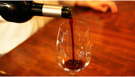 お気に入りのセレクトワインと旬の糸島野菜を堪能！ 行きつけにしたいイタリアン「ワイン食堂 根」