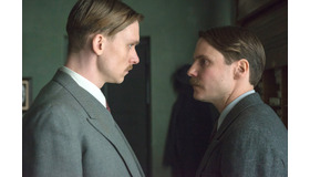 『ヒトラーへの285枚の葉書』 (C) X Filme Creative Pool GmbH / Master Movies / Alone in Berlin Ltd / Pathe Production / Buffalo Films 2016