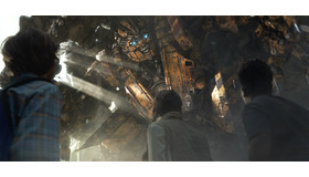 『トランスフォーマー／最後の騎士王』(C)2016 Industrial Light & Magic, a division of Lucasfilm Entertainment Company Ltd., All Rights Reserved