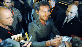 カルロヴィ・ヴァリ国際映画祭に赴いたジュード・ロウ　-(C) REUTERS／AFLO