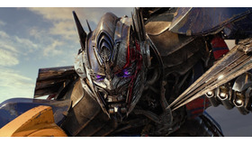 『トランスフォーマー／最後の騎士王』(C)2016 Industrial Light & Magic, a division of Lucasfilm Entertainment Company Ltd., All Rights Reserved