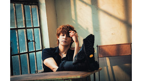 「TVガイドVOICE STARS vol.2」（東京ニュース通信社刊）　撮影：荒木勇人