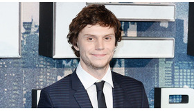 エヴァン・ピーターズ-(C)Getty Images