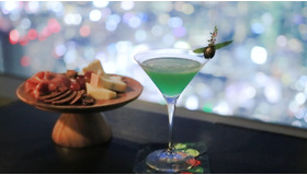 気分はセレブ！ 東京湾の夜景と共に味わう”日本一”の絶品カクテル