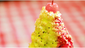 全長35cm！ ものさしよりも長〜い老舗のチョコレートパフェ