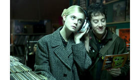 『パーティで女の子に話しかけるには』　（C）COLONY FILMS LIMITED 2016