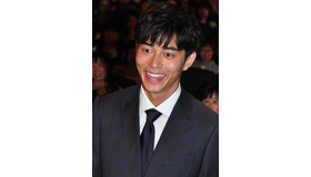 “東出スマイル”を披露した東出昌大／『関ヶ原』大ヒット舞台挨拶