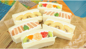 思わず写真に撮りたくなる！ 新鮮＆カラフルなフルーツサンド専門店