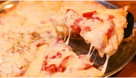 長く愛される老舗！ オールドアメリカンな絶品ピザを堪能しよう