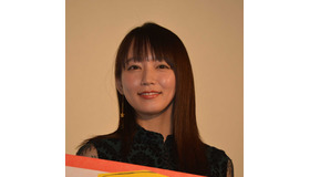 吉岡里帆／『劇場版 岩合光昭の世界ネコ歩き コトラ家族と世界のいいコたち』初日舞台挨拶