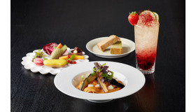 コンセプトカフェ「REGALO Moment Cafe」特別メニュー 1,350円（税込）