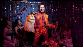 『サラリーマンNEO』郷ひろみ出演決定！ -(C) 2011「劇場版サラリーマンNEO」製作委員会