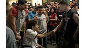 『ボストン ストロング～ダメな僕だから英雄になれた～』　（C） 2017 Stronger Film Holdings, LLC.  All Rights Reserved.  Motion Picture Artwork （C） 2018 Lions Gate Entertainment Inc.  All Rights Reserved.