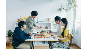 「青葉家のテーブル」