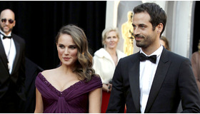 ナタリー・ポートマン＆ベンジャミン・ミルピエ -(C) AP/AFLO