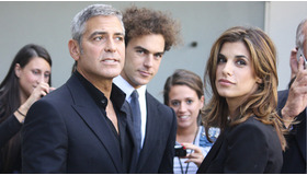 ジョージ・クルーニー＆エリザベッタ・カナリス -(C) AFLO