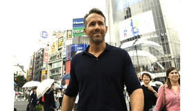 ライアン・レイノルズ、渋谷のスクランブル交差点に！「わいやで！」