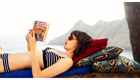 『グッバイ・ゴダール！』（C） LES COMPAGNONS DU CINÉMA – LA CLASSE AMÉRICAINE – STUDIOCANAL – FRANCE 3.