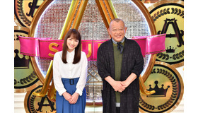 メインＭＣの笑福亭鶴瓶（右）と新サブＭＣの川栄李奈（左）「A-Studio」-(C)TBS