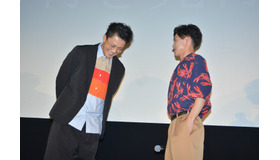 戸塚純貴、小栗旬／「銀魂2-世にも奇妙な銀魂ちゃん-」舞台挨拶