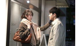 『寝ても覚めても』（Ｃ）2018 映画「寝ても覚めても」製作委員会