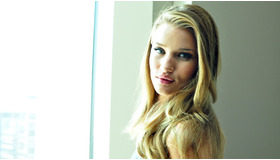 『トランスフォーマー／ダークサイド・ムーン』ロージー・ハンティントン＝ホワイトリー　photo：Naoki Kurozu