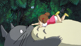 『となりのトトロ』（c）1988 Studio Ghibli