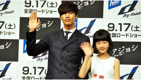 『アジョシ』来日会見