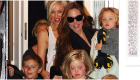 グウェン・ステファニー宅を訪れたアンジェリーナ・ジョリーと子供たち -(C)Splash/AFLO