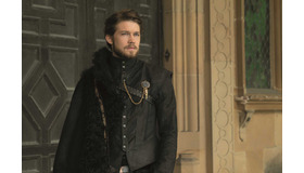 ジョー・アルウィン『ふたりの女王 メアリーとエリザベス』　(c)2018 FOCUS FEATURES LLC. ALL RIGHTS RESERVED.