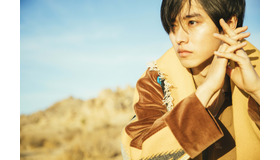 山崎賢人写真集「KENTO YAMAZAKI」（C）KADOKAWA