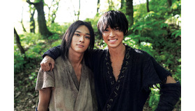 『映画 キングダム 写真集 -THE MAKING-』(C)原泰久／集英社　(C)2019 映画「キングダム」製作委員会