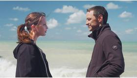 『世界の涯ての鼓動』 (C) 2017 BACKUP STUDIO NEUE ROAD MOVIES MORENA FILMS SUBMERGENCE AIE