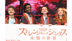 Netflix オリジナルシリーズ「ストレンジャー・シングス 未知の世界3」“夏祭り”