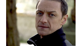 『世界の涯ての鼓動』 (C) 2017 BACKUP STUDIO NEUE ROAD MOVIES MORENA FILMS SUBMERGENCE AIE