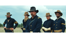 『荒野の誓い』　（C）2017 YLK Distribution LLC. All rights reserved.