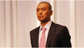 松本人志第1回監督作品『大日本人』 謎と爆笑の製作発表記者会見　メイン