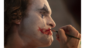 『ジョーカー』　（C）2019 Warner Bros. Ent. All Rights Reserved” “TM & （C） DC Comics”
