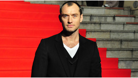 『シャーロック・ホームズ　シャドウ ゲーム』ジュード・ロウ来日レッド・カーペットイベント