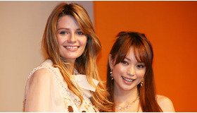 日米のファッション・リーダーが対面「The OC」ミーシャ・バートン＆蛯原友里記者会見
