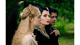 『マレフィセント２』マレ＆ディアヴァル(c)2019 Disney Enterprises, Inc. All Rights Reserved.