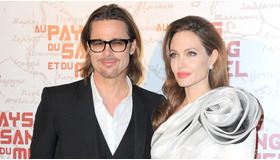 今月16日、『In the Land of Blood and Honey』のパリ・プレミアに出席したアンジェリーナ＆ブラッド -(C )Visual Press Agency/AFLO