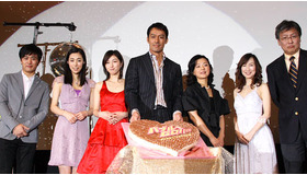 こんなにくだらない映画でごめんなさい『バブルへGO!!タイムマシンはドラム式』初日舞台挨拶レポート