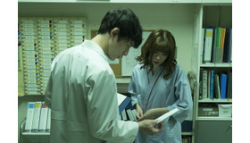 『仮面病棟』（C）2020 映画「仮面病棟」製作委員会