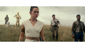 『スター・ウォーズ／スカイウォーカーの夜明け』（C）2020 & TM Lucasfilm Ltd.