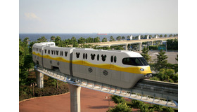 導入予定の新型車両「リゾートライナー(Type C)」(C) Disney